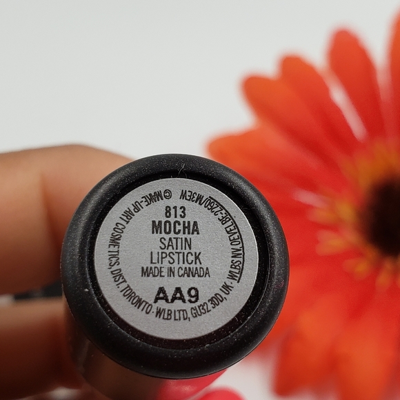 Mac cosmetics satin lipstick. MOCHA. - Picture 6 of 11
